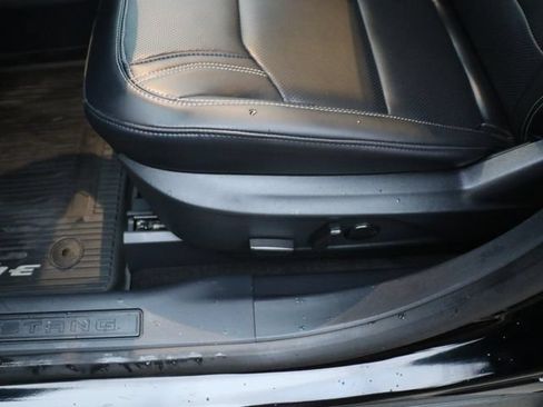 Used 2025 Ford Mustang Mach-E Premium AWD/4WD image 22