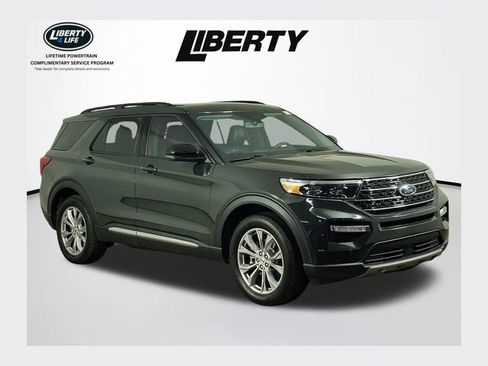 Used 2023 Ford Explorer XLT w/ Equipment Group 202A AWD/4WD image 1