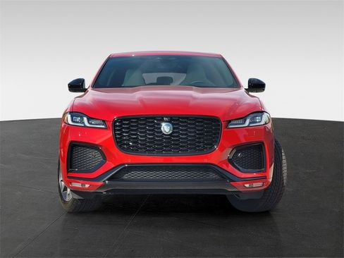 New 2026 Jaguar F-PACE R-Dynamic S image 2