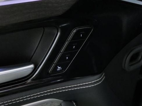 Used 2022 Acura MDX SH-AWD w/ Advance Package image 18