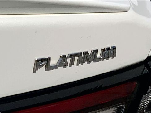 Used 2019 Nissan Maxima Platinum FWD image 10