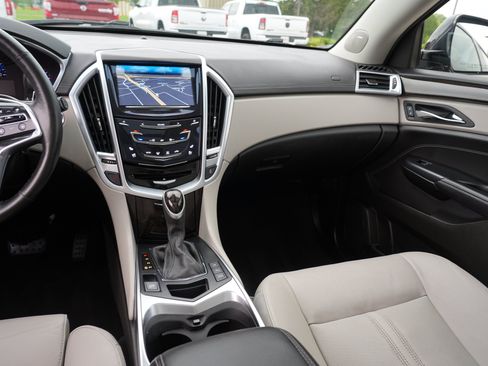 Used 2014 Cadillac SRX Premium AWD/4WD image 21