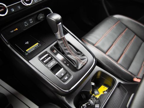 Used 2025 Honda CR-V Sport-L image 17