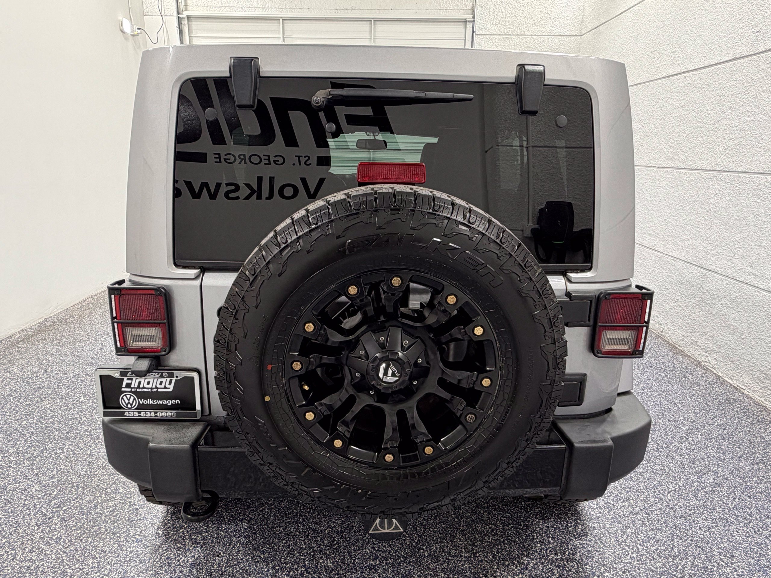 Used 2015 Jeep Wrangler Unlimited Sahara AWD/4WD image 5
