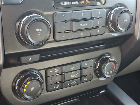 Used 2016 Ford F150 XLT w/ Equipment Group 302A Luxury image 16