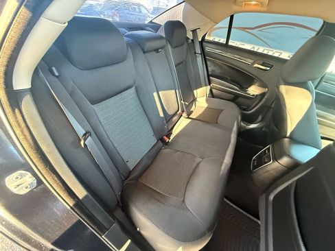 Used 2019 Chrysler 300 Touring w/ Sport Appearance Package image 23