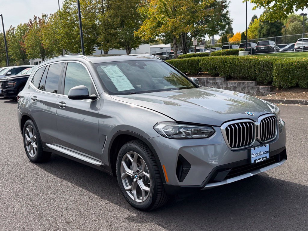 Used 2023 BMW X3 xDrive30i w/ Convenience Package AWD/4WD image 2