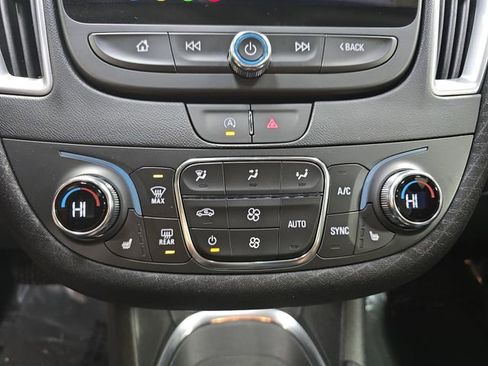 Used 2023 Chevrolet Malibu LT image 22