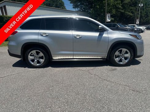 Used 2019 Toyota Highlander Limited AWD/4WD image 8