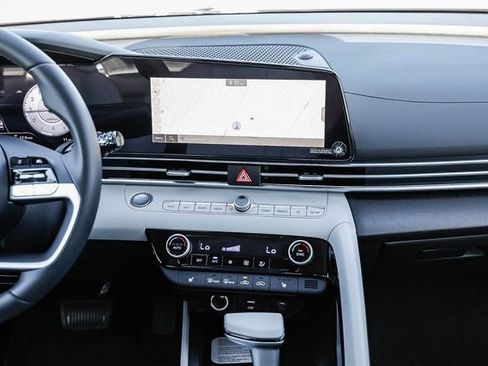 New 2026 Hyundai Elantra Limited FWD image 13