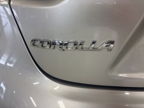 Used 2024 Toyota Corolla LE image 37
