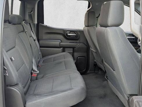 Used 2019 Chevrolet Silverado 1500 LT w/ Convenience Package image 18