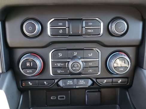 Used 2023 Chevrolet Tahoe RST image 25