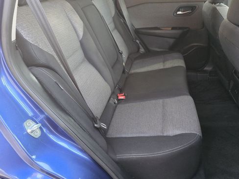 Used 2022 Nissan Rogue SV image 31