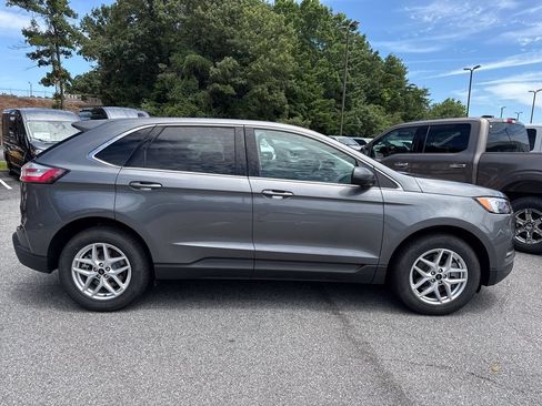 Used 2024 Ford Edge SEL AWD/4WD image 8