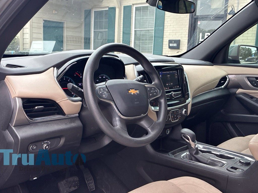 Used 2024 Chevrolet Traverse LS w/ Safety Package FWD image 26