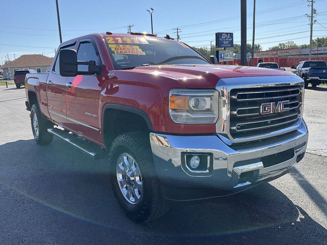Used 2015 GMC Sierra 2500 SLT w/ Duramax Plus Package AWD/4WD image 7