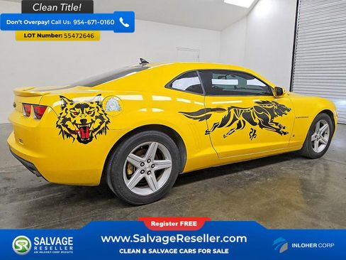 Used 2012 Chevrolet Camaro LT RWD image 4