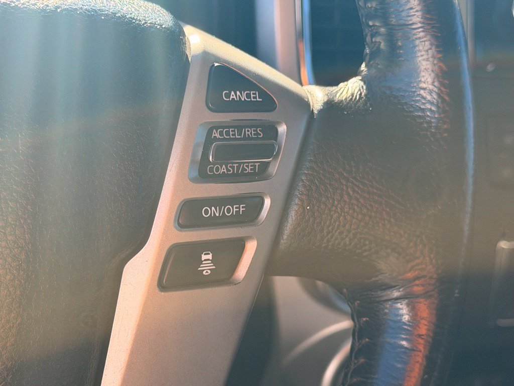 Used 2021 Nissan Titan SV w/ SV Convenience Package AWD/4WD image 23