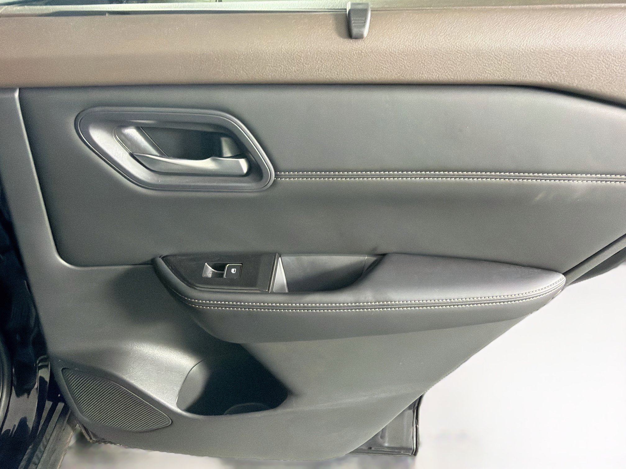 Used 2023 Nissan Rogue SL w/ SL Premium Package FWD image 31