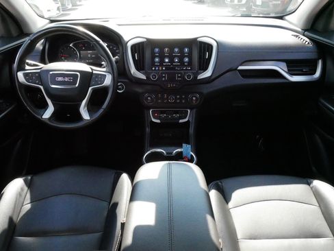 Used 2023 GMC Terrain SLT AWD/4WD image 10
