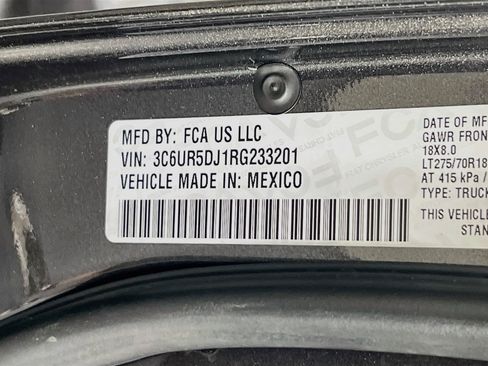 Used 2024 RAM 2500 Big Horn AWD/4WD image 29