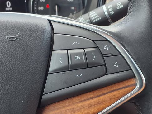Used 2024 Cadillac XT5 Premium Luxury w/ Technology Package AWD/4WD image 27