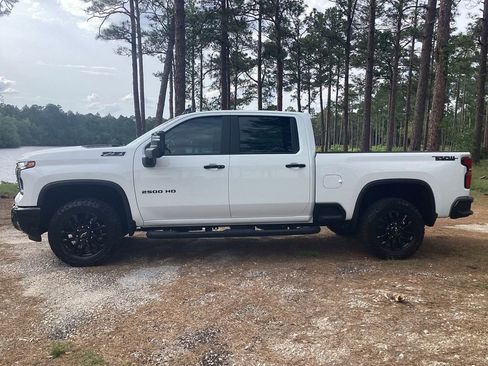 New 2026 Chevrolet Silverado 2500 LT w/ Trail Boss Package AWD/4WD image 1