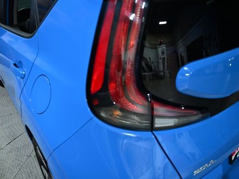 Used 2024 Kia Soul GT-Line image 12