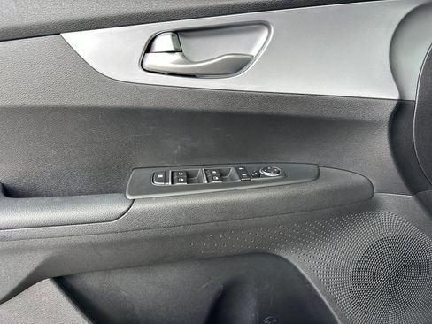 Certified 2023 Kia Forte LXS FWD image 13