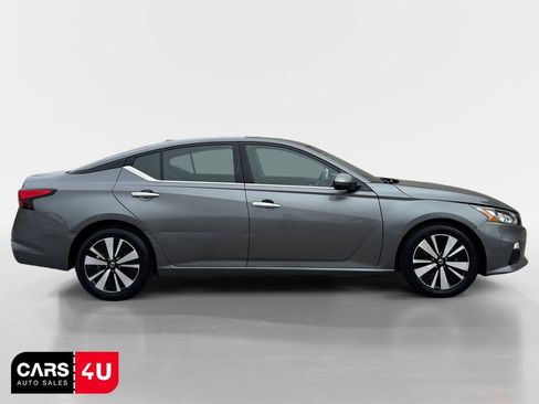 Used 2021 Nissan Altima 2.5 SV FWD image 8