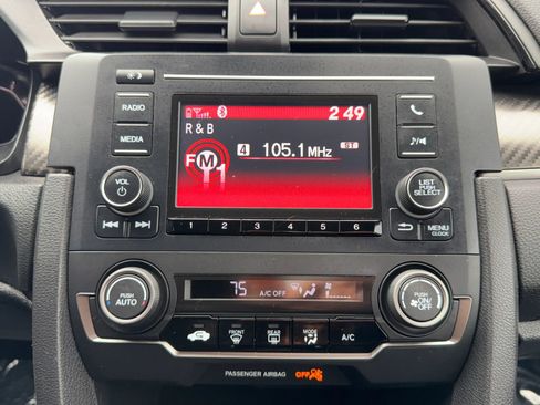 Used 2018 Honda Civic Sport image 27