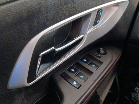 Used 2015 Chevrolet Equinox LT w/ Driver Convenience Package image 19