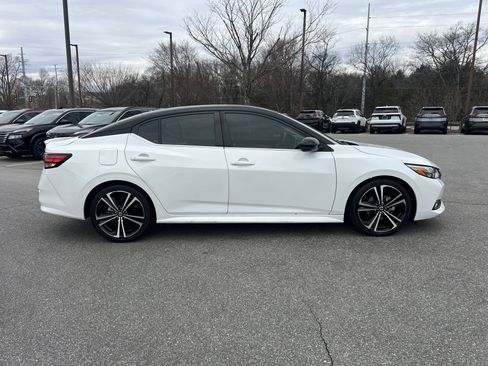 Certified 2021 Nissan Sentra SR image 4
