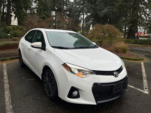 Used 2014 Toyota Corolla L image 3