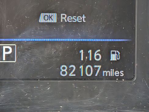 Used 2021 Nissan Rogue Sport S image 6