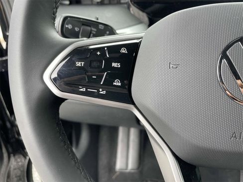 New 2025 Volkswagen ID. Buzz Pro S image 21