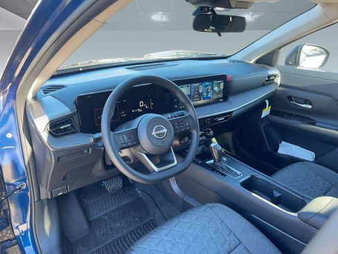 New 2026 Nissan Kicks SV image 4