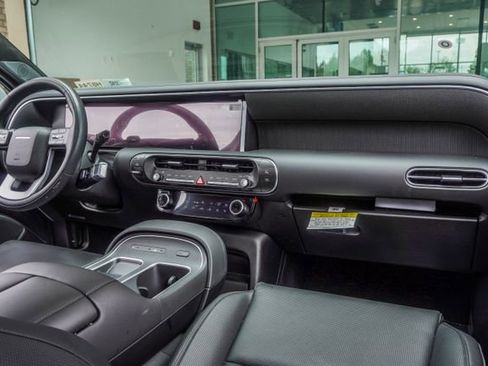 Used 2026 Hyundai Palisade Calligraphy FWD image 17