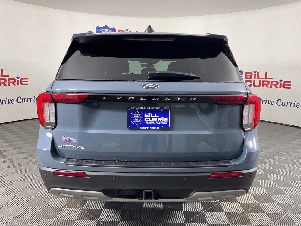 New 2027 Ford Explorer Active w/ Active Comfort Package RWD image 4