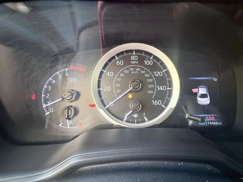 Used 2020 Toyota Corolla LE image 15