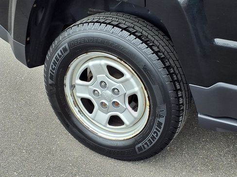 Used 2015 Jeep Patriot Sport w/ Power Value Group image 22