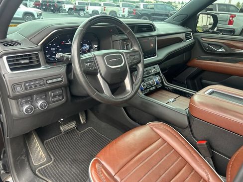 Used 2024 GMC Yukon Denali Ultimate AWD/4WD image 21