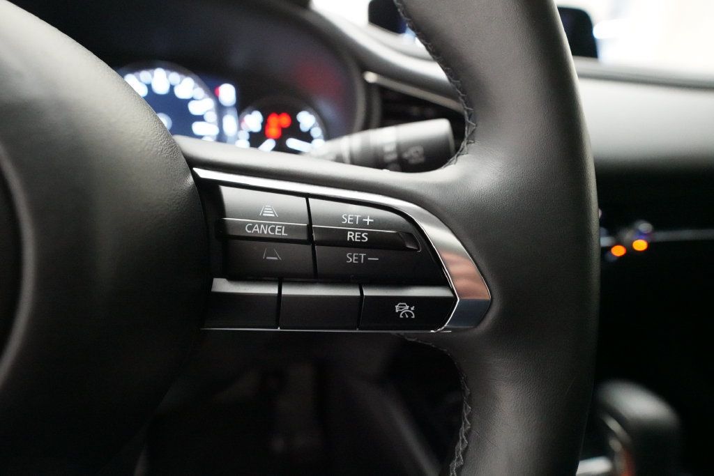 Certified 2024 MAZDA CX-30 AWD 2.5 S w/ Preferred Package image 18
