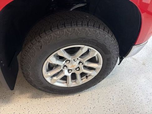 New 2026 Chevrolet Silverado 1500 LT w/ Z71 Off-Road Package image 13