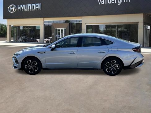 Used 2024 Hyundai Sonata SEL FWD image 3