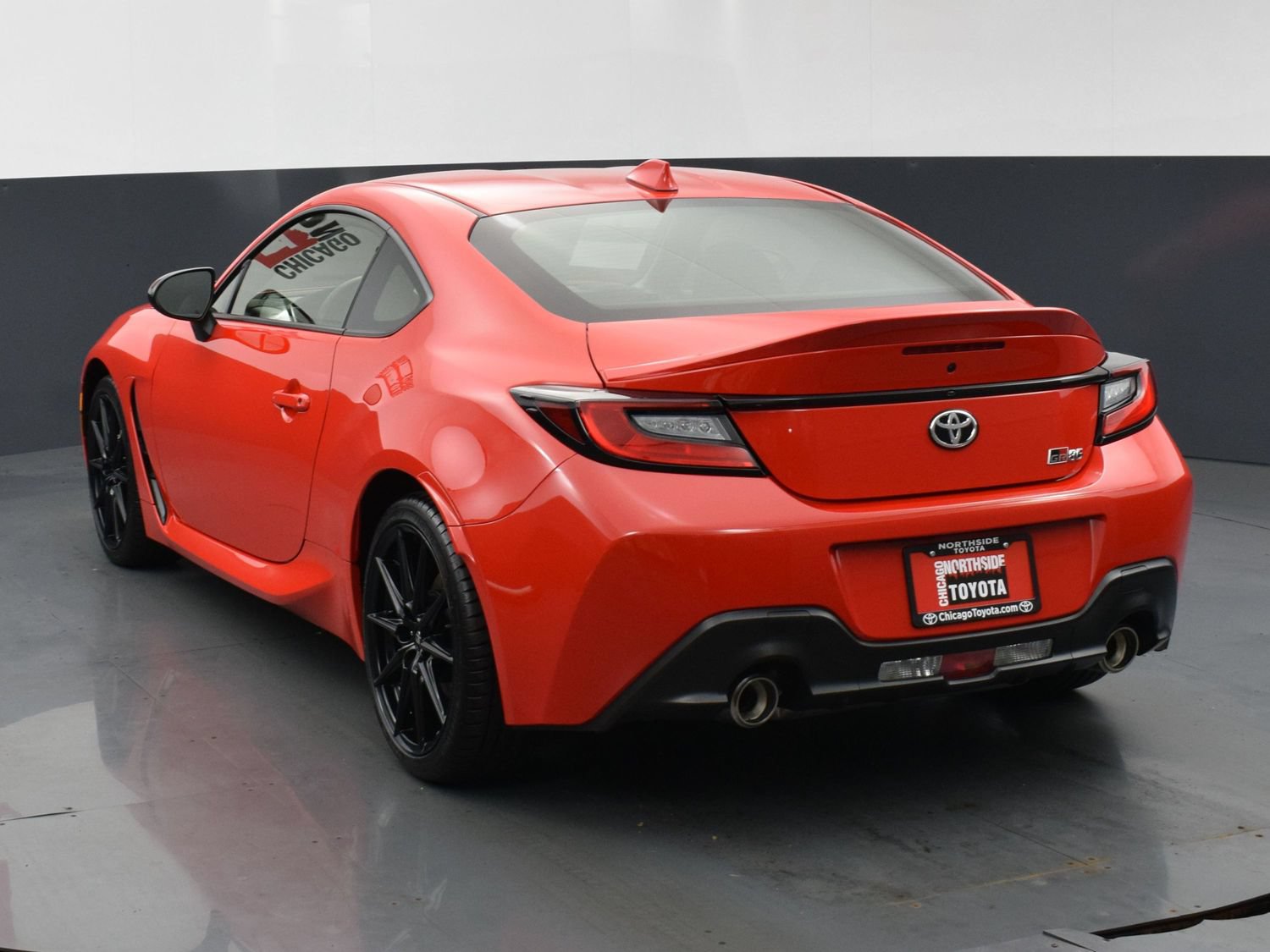 Used 2025 Toyota GR86 Premium RWD image 3