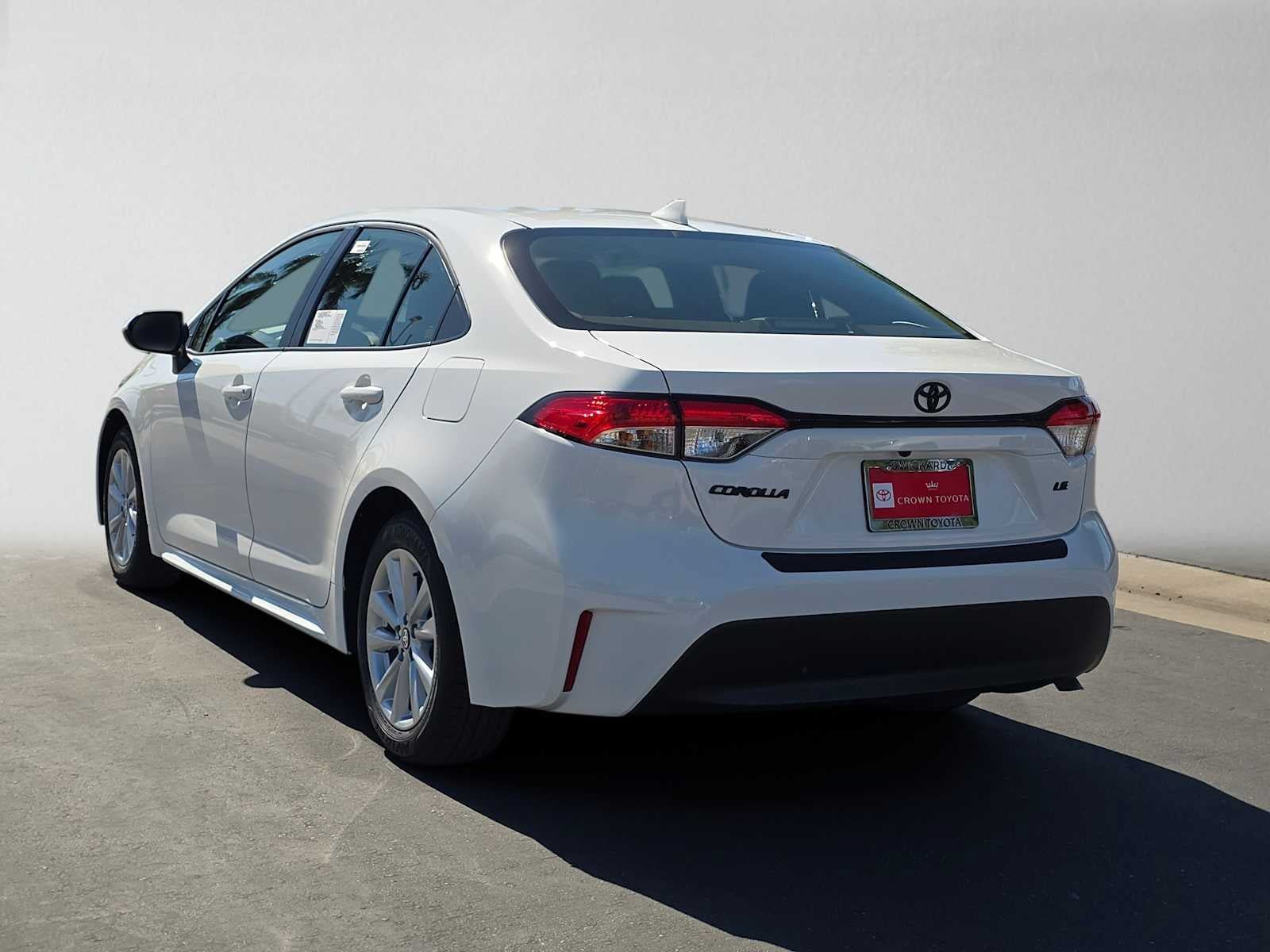 New 2027 Toyota Corolla LE w/ LE Premium Package FWD image 5