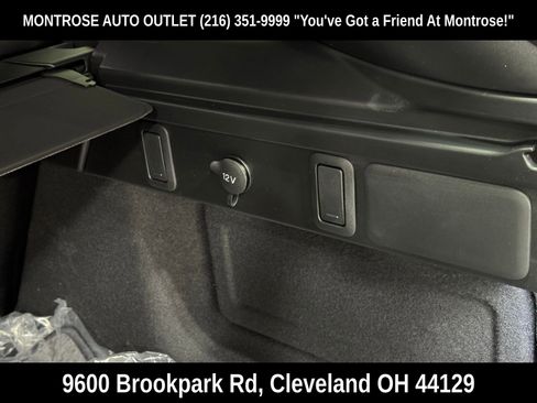 New 2026 Land Rover Range Rover Velar Dynamic SE image 39