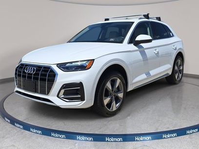 Used 2023 Audi Q5 Premium w/ Convenience Package